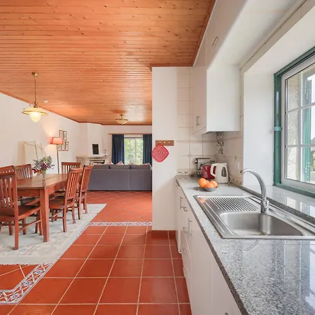 Charming Granite In Beautiful Surroundings Holiday home