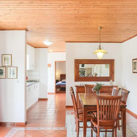 Charming Granite In Beautiful Surroundings Hébergement de vacances *