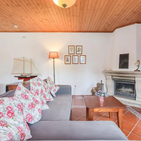 度假居 Charming Granite In Beautiful Surroundings *