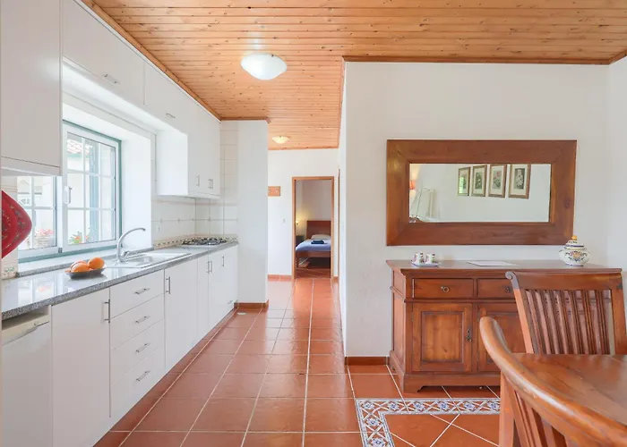 Charming Granite In Beautiful Surroundings Ferienhaus