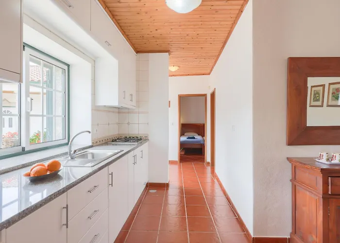 Charming Granite In Beautiful Surroundings Ferienhaus *