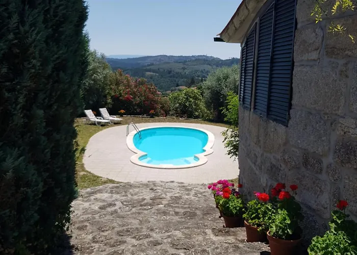 Charming Granite In Beautiful Surroundings